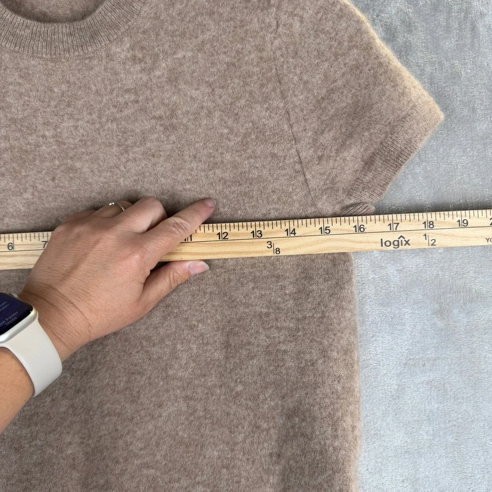 Quince Short Sleeve Crewneck Sweater in Light Taupe - Picture 4 of 8